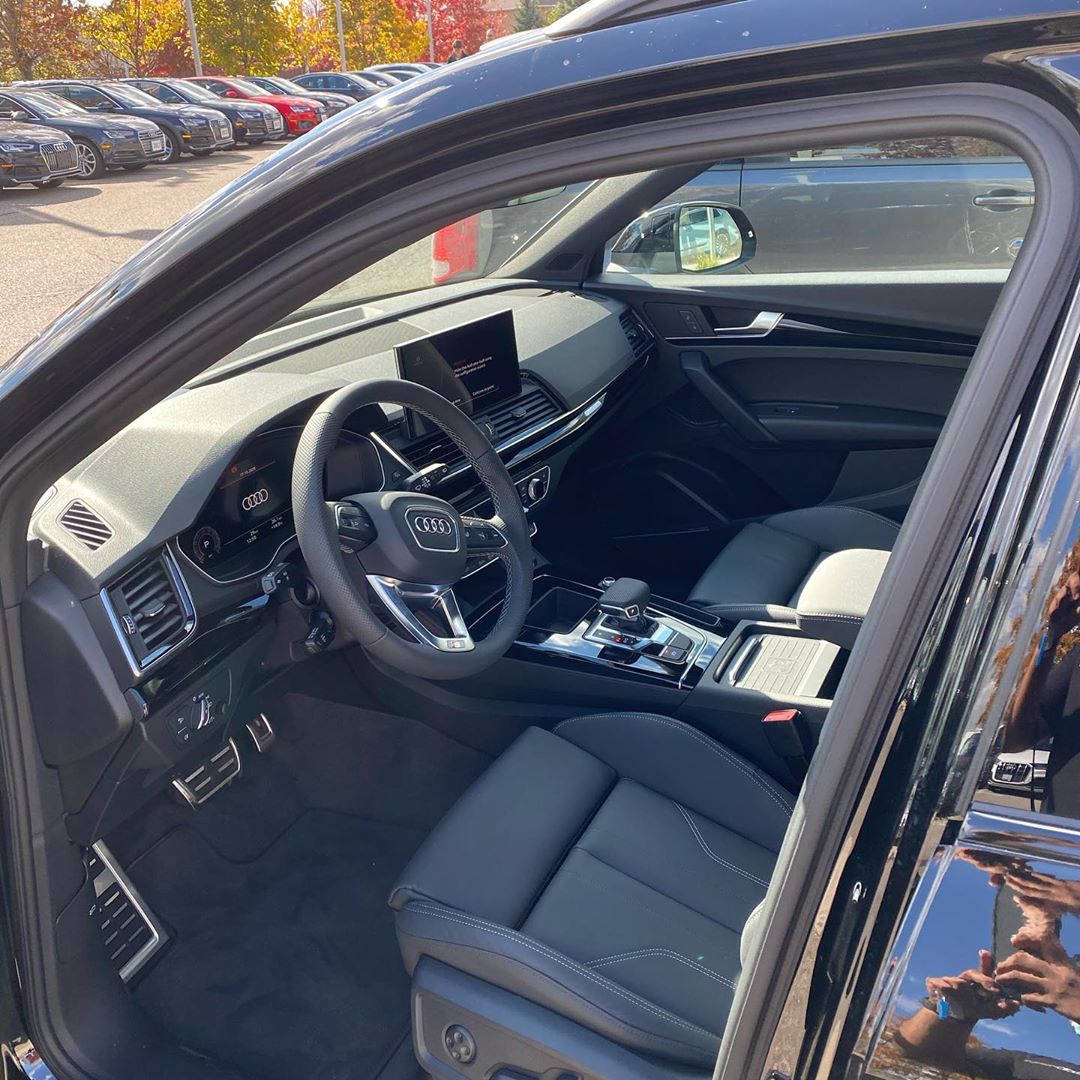 全新奥迪q5高清视频,2018款全新一代奥迪q5实车鉴赏