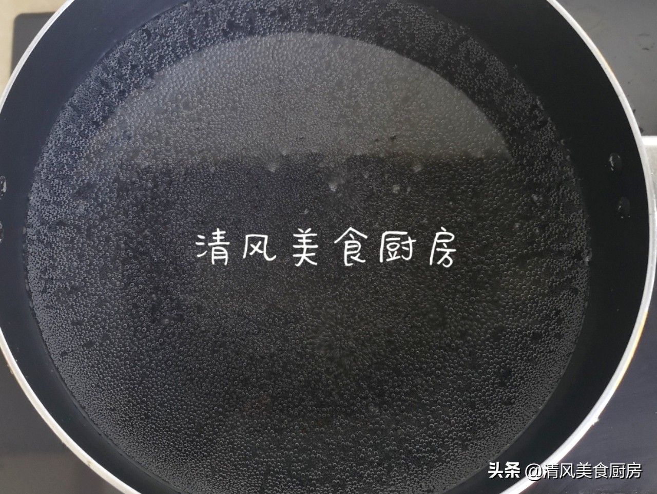 街头火爆的烤面筋教程,夜市面筋怎么烤好吃又简单