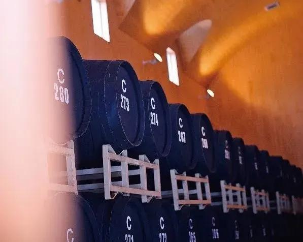 用6年时间，走访47地拜访2000人，退役后的“亚洲足球先生”中田英寿只专注做了一件事