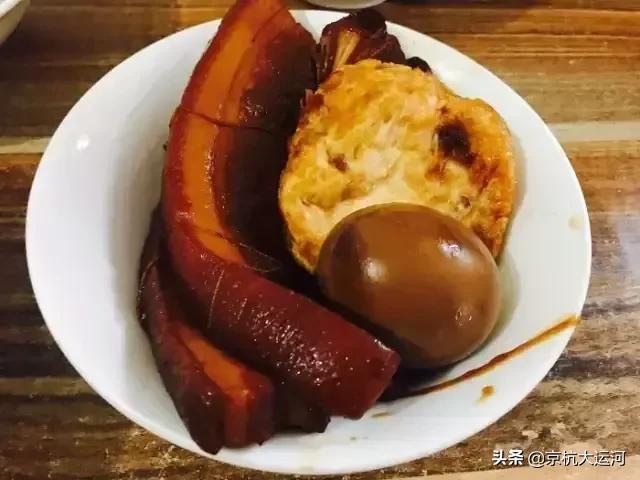 甏肉把子肉红烧肉的区别,特色甏肉坛子肉吃到爽