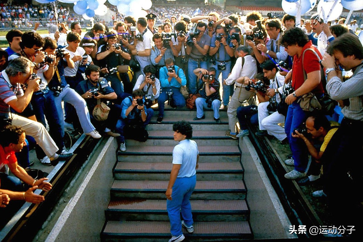 *小平邓**曾向马拉多纳邀约来中国踢场球，球王却开出高价拒绝了