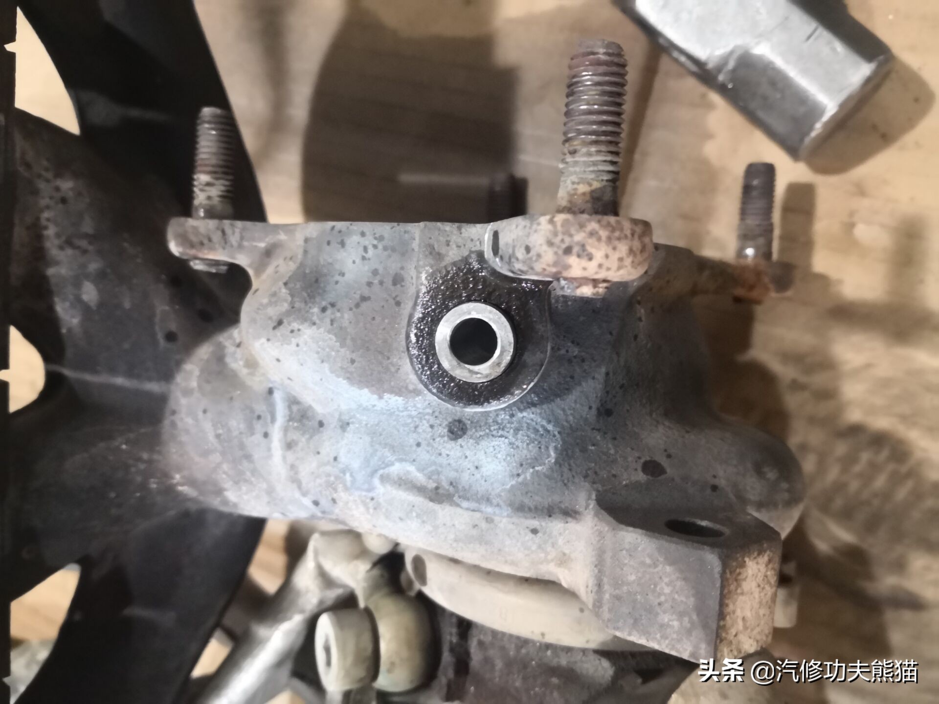 ea8882.0t夏朗烧机油,大众夏朗1.8t烧机油怎么样