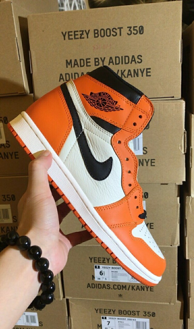 如何判断aj1真假鉴别,如何判断aj1真假黑曜石