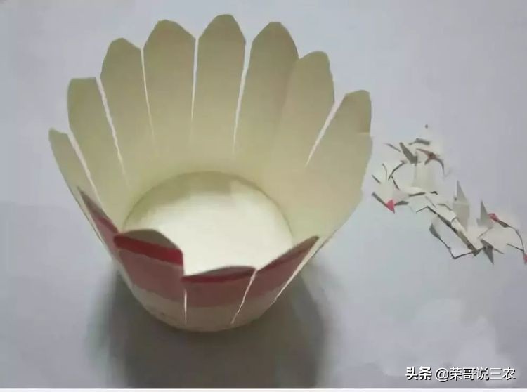 正月十五闹花灯欢乐喜庆过元宵,元宵节的灯笼和花灯怎么做