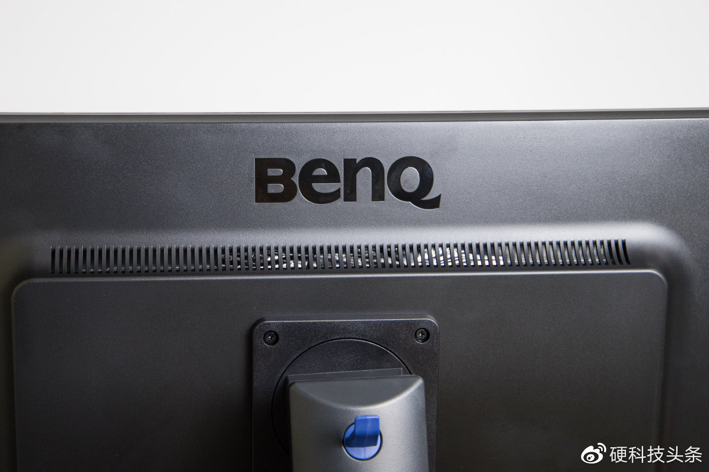 明基pd2700q和戴尔2722dx,明基pd2706u磨砂和苹果显示器对比