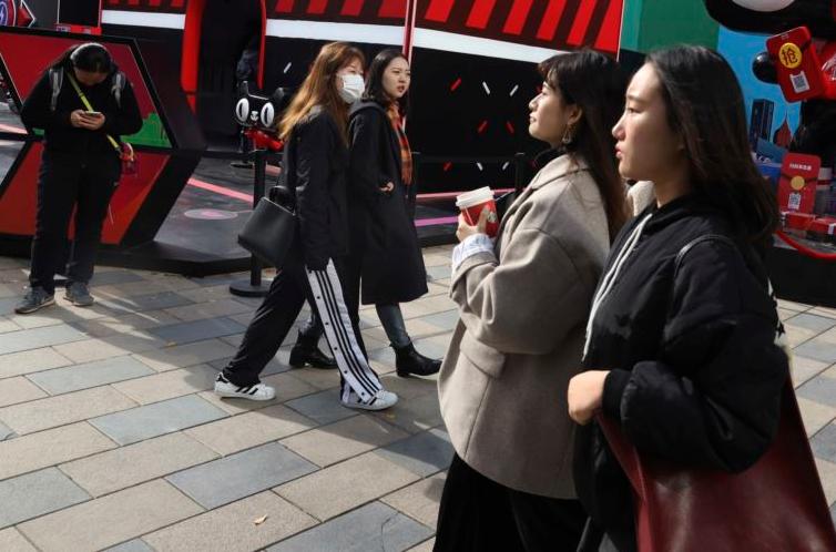 越来越多的中国留学生，不喜欢外国人给他们打上”富裕的标签”