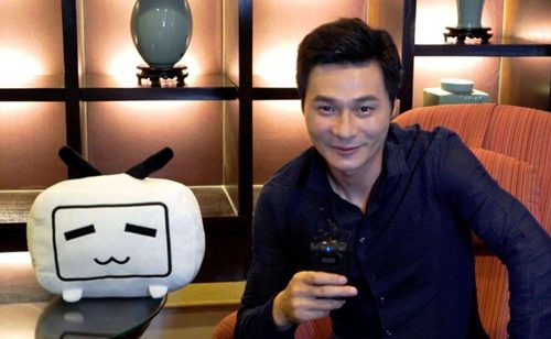 李毅在哪场比赛护球像亨利,李毅我的护球像亨利什么梗