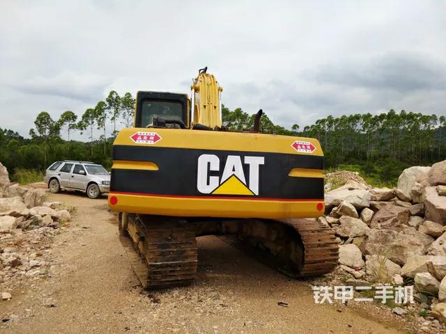 机王依旧不输国产机，23年老兵不死，卡特320V不愧为一代神机