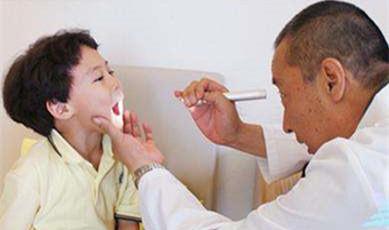 宝宝舌系带太短怎么办?3种治疗方法可选择