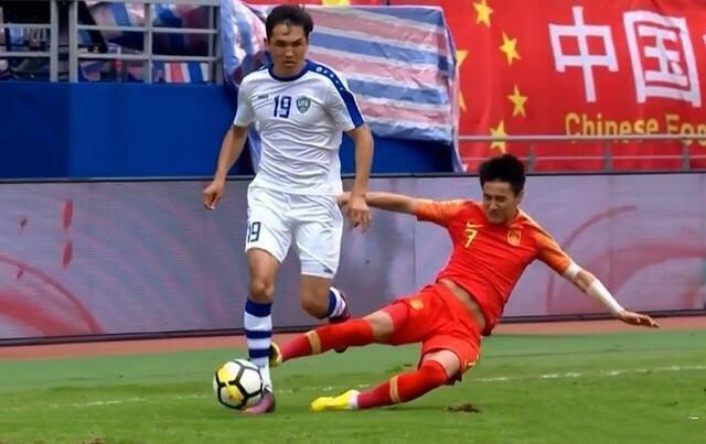 韦世豪到底做了什么被骂,韦世豪为什么去踢球