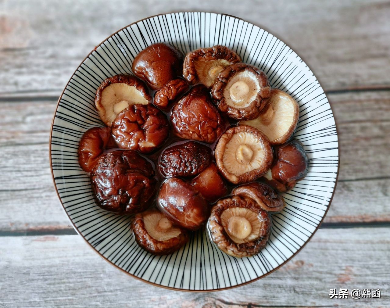 红烧鸡块要不要放十三香,红烧鸡块最正确的做法