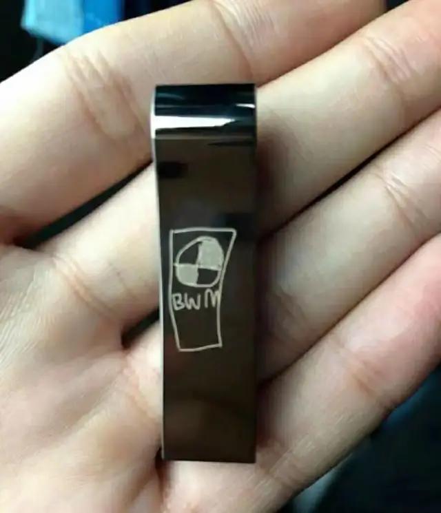 哈哈哈哈哈哈我笑到我妈把鞋塞我嘴里