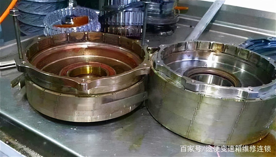 荣威ei6变速箱换挡有顿挫感,19款荣威ei6变速箱渗油