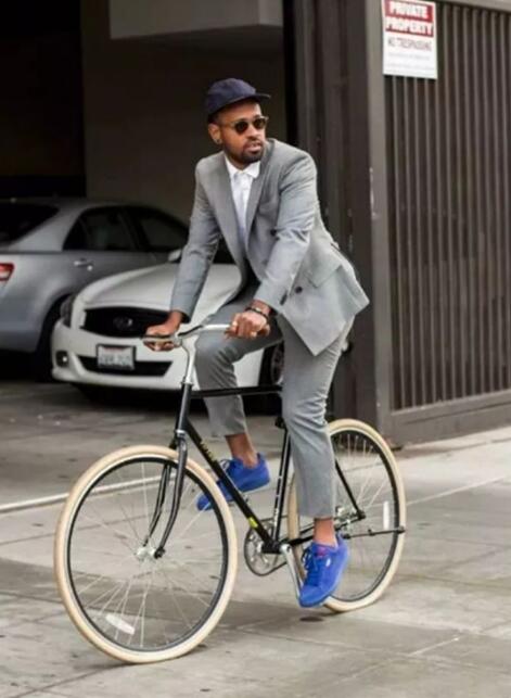 戴帽子难看怎么选择帽子,戴帽子不好看的人适合戴什么帽子