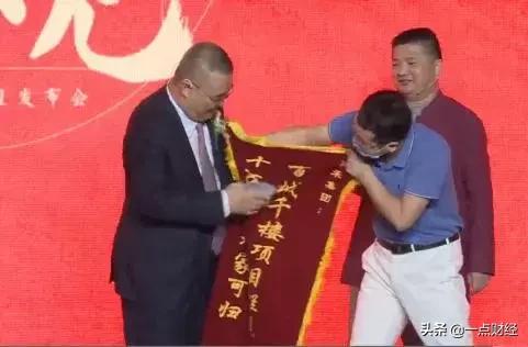 小作文引发商战,小作文背后的职场矛盾