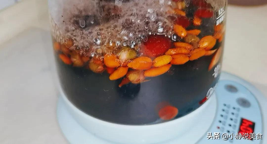 适合女人冬天喝的美容养颜茶,女性一生必知道的养生养颜茶