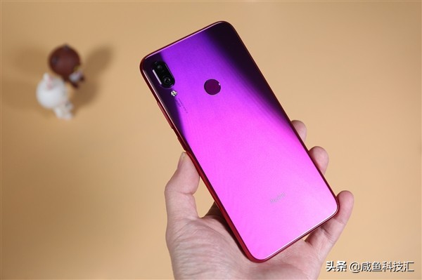 红米note7pro哪个系统版本最好用,红米note7pro和荣耀v10哪个好