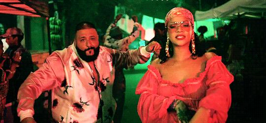 山东天后蕾哈娜带货,采访蕾哈娜被问山东天后