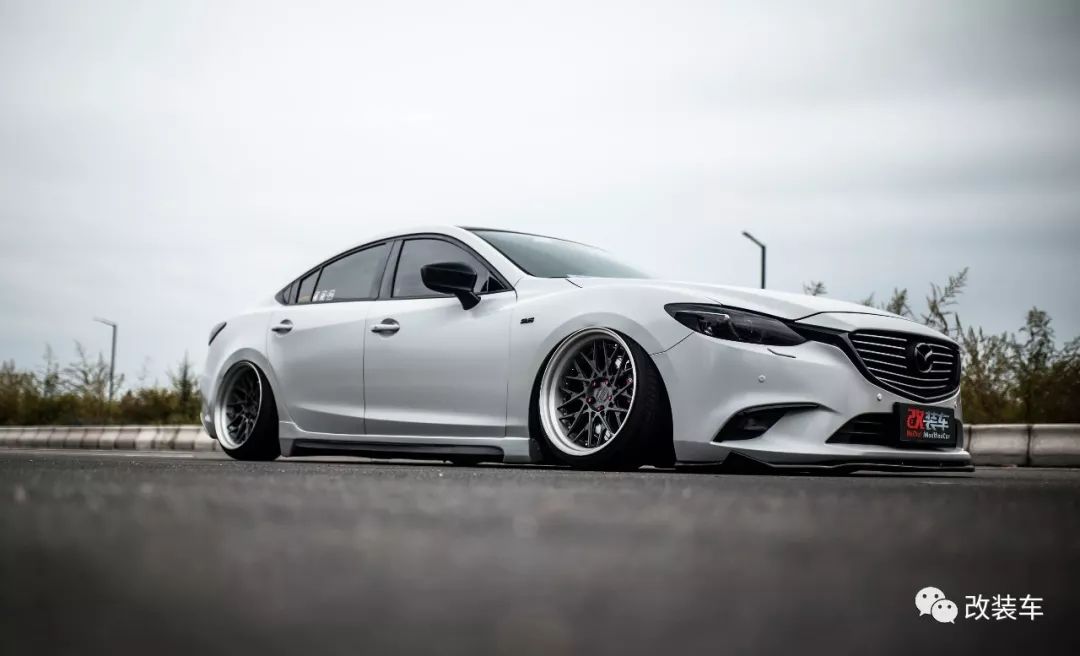 优美的线条暗藏着什么动机？