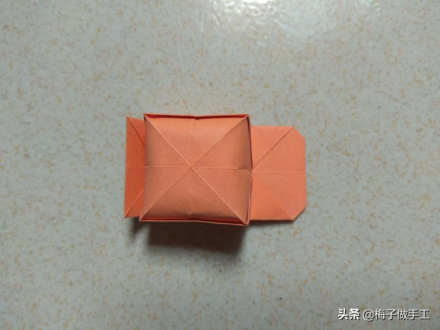 儿童折纸折一个小帽子,折纸手工折帽子