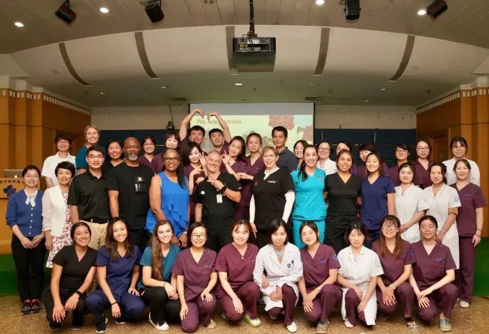 宝宝手臂用不上劲是什么情况,宝宝手臂不光滑怎么回事