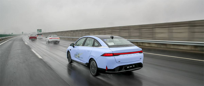 年轻人的第一款车小鹏p5,小鹏p5试驾视频