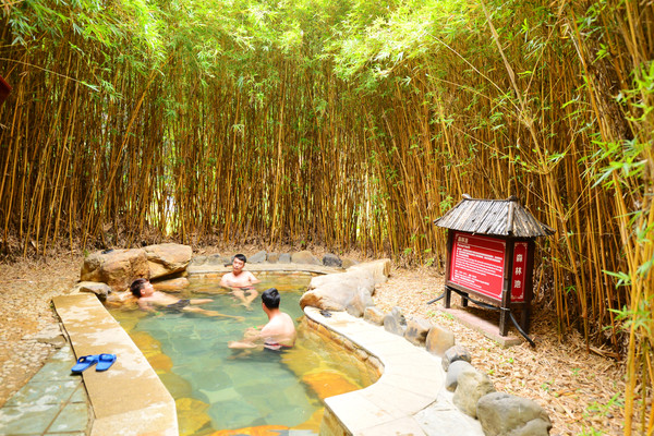 泡火山温泉，是一种怎样的感受，去清远森波拉约泡