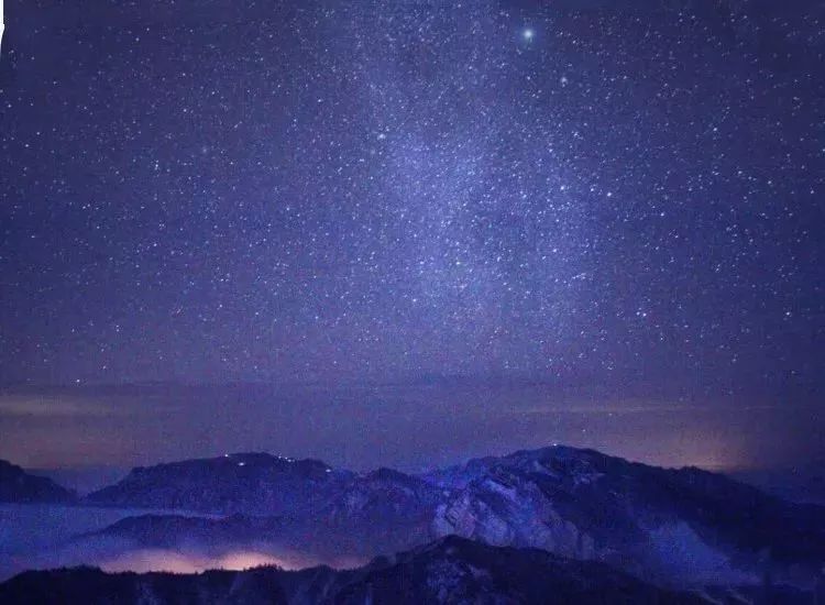 成都出发，一路向西的“旅行列车”年底开通！沿途好多……