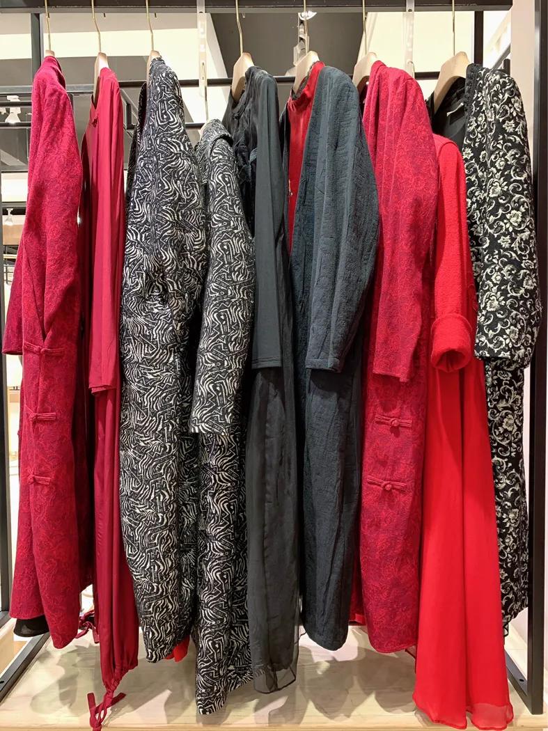 批发品牌女装折扣,西乡品牌折扣女装批发