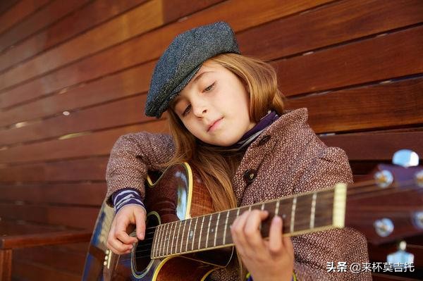 儿童适合多大的吉他,6岁儿童小吉他怎么选