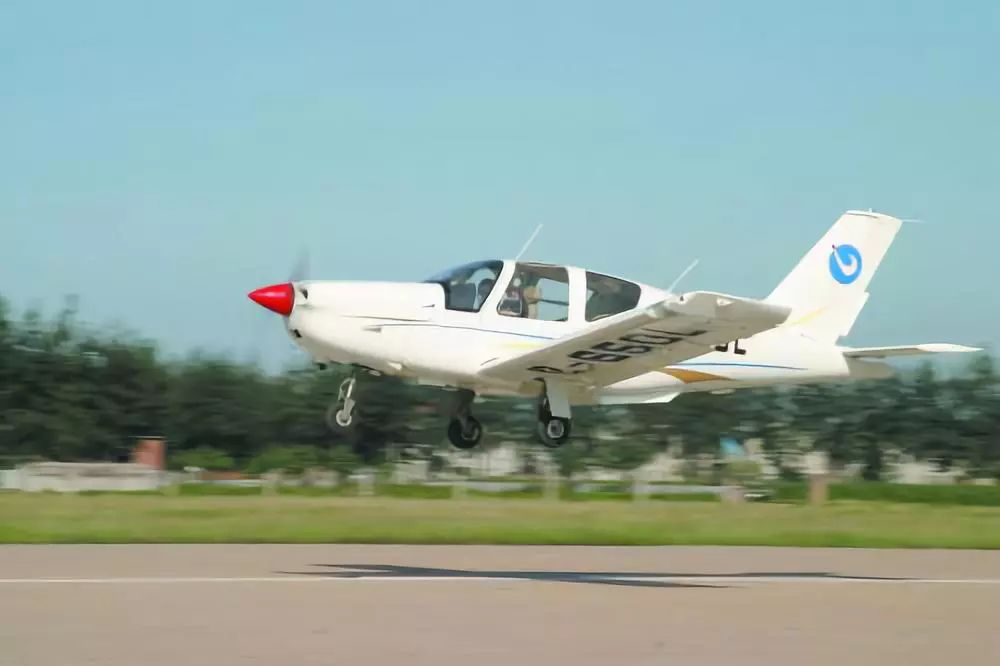 超酷的飞行表演,超酷的无人机表演