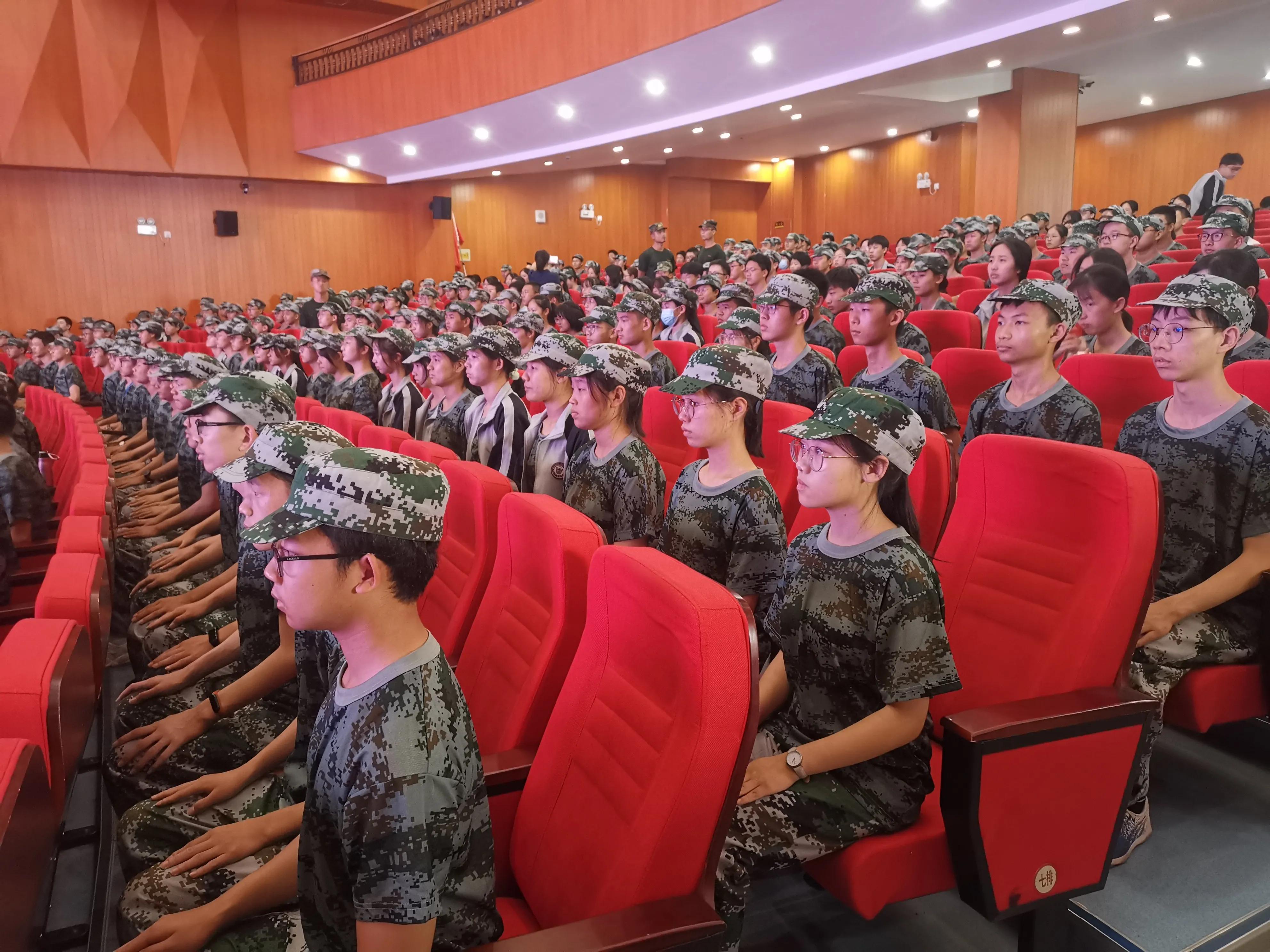 军训日记共五天,蓝山学校的军训日记