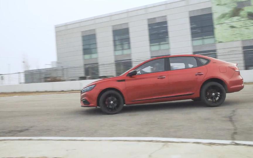 名爵6测评自动驾驶,名爵6竞技版深度评测视频