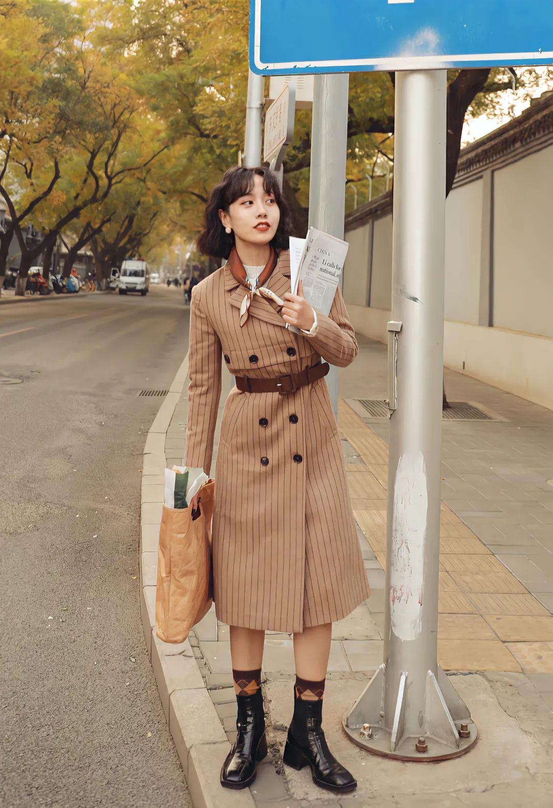 胖mm粗腿马丁靴冬季加绒羊羔绒,今年最火的中筒靴粗腿圆头马丁靴