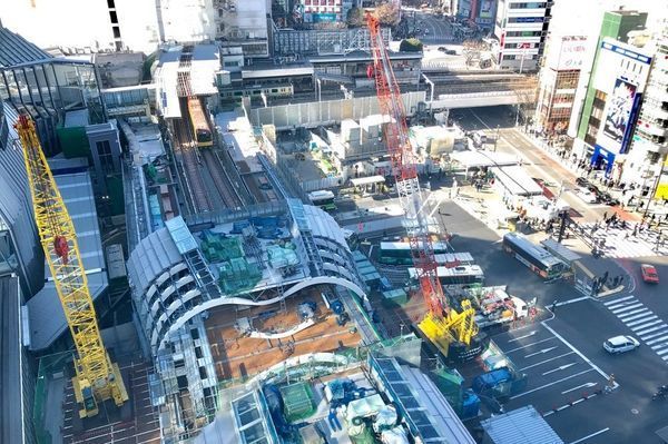 改善城市交通的根本出路在于,改善现有交通的重要性