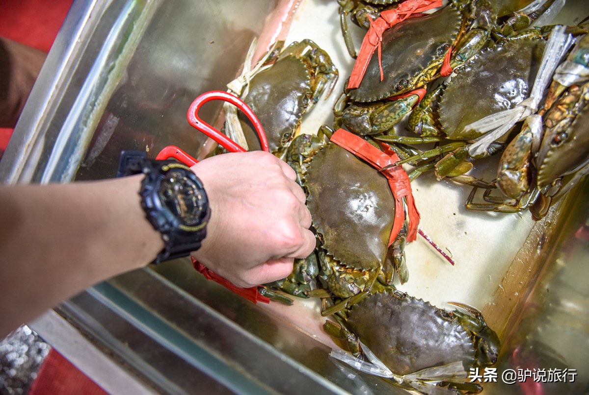 湖北小伙5年跑几十场马拉松，还“跑”出了家三亚Top3海鲜餐厅