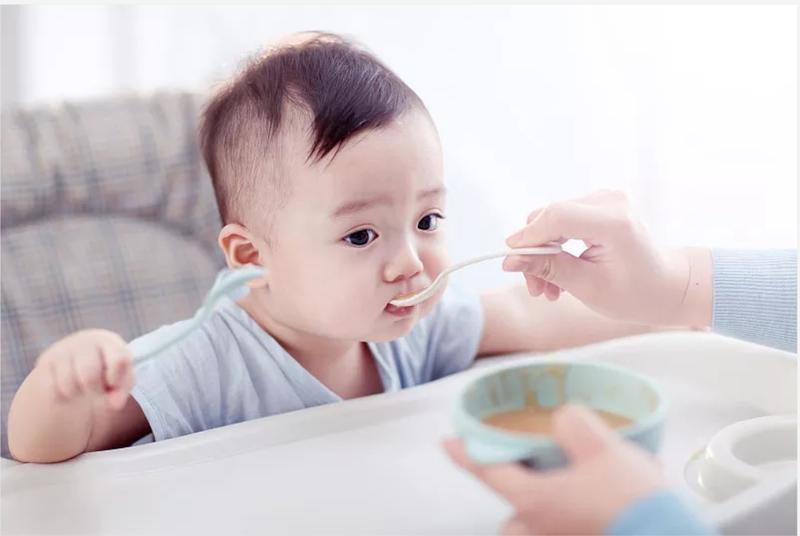 宝宝老是上火积食,宝宝不是孩子怎么办