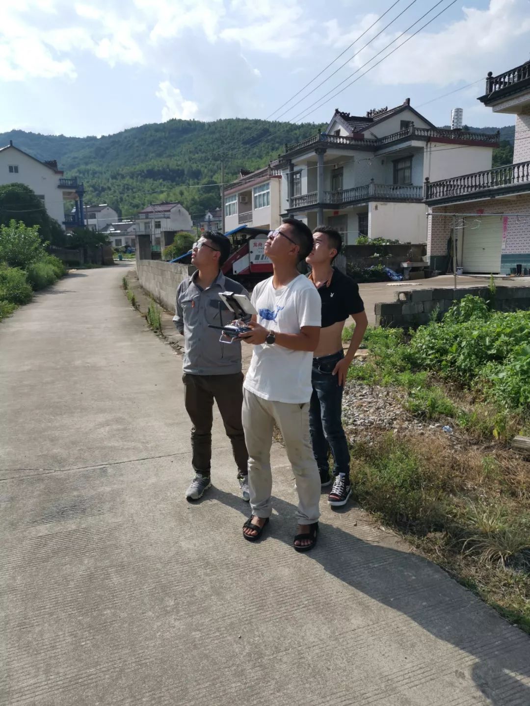 从“消费”到“行业”，无人机还将飞向何方