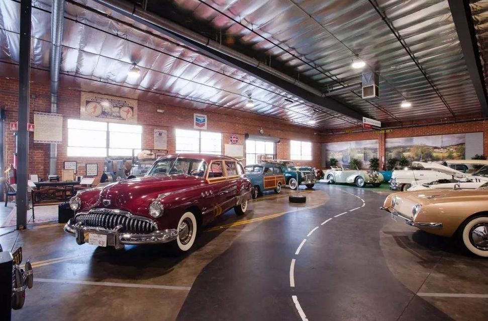 耐克跑鞋世界纪录,打破世界纪录的跑步鞋