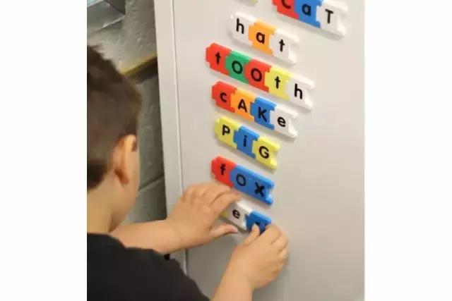 宝宝学英语自然拼读游戏,幼儿自然拼读可以玩的游戏