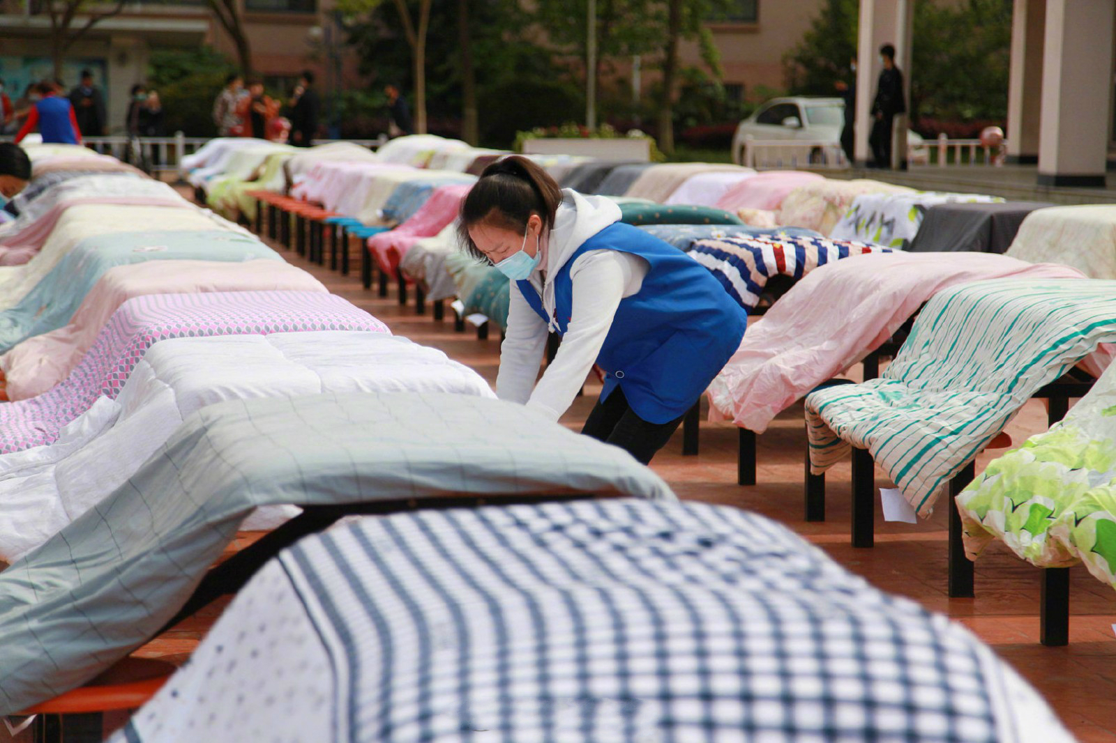 被子潮湿发霉最快解决方法,宿舍被子受潮发霉怎么办