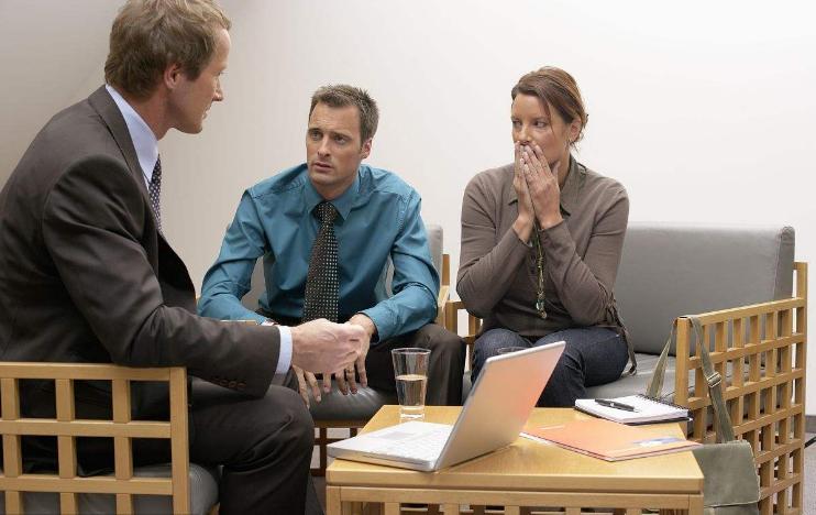 营养师和心理咨询师哪个前景大,心理咨询师研究生就业前景