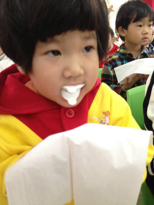 千万别买的牙刷,儿童有没有必要买成人牙刷