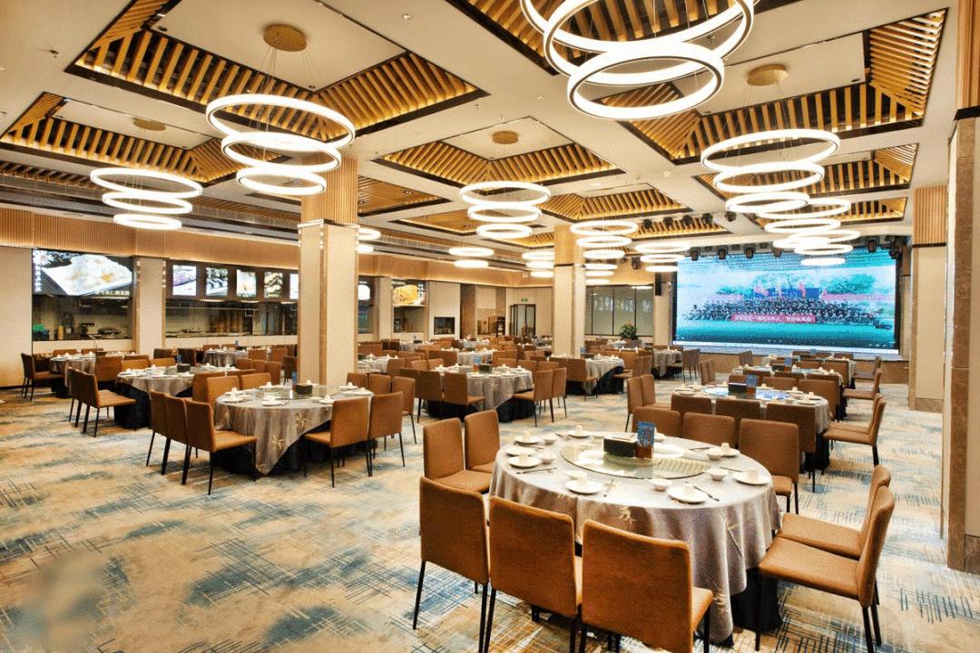 驶入厚街的「海鲜巨舰」，秋日鲜味来袭