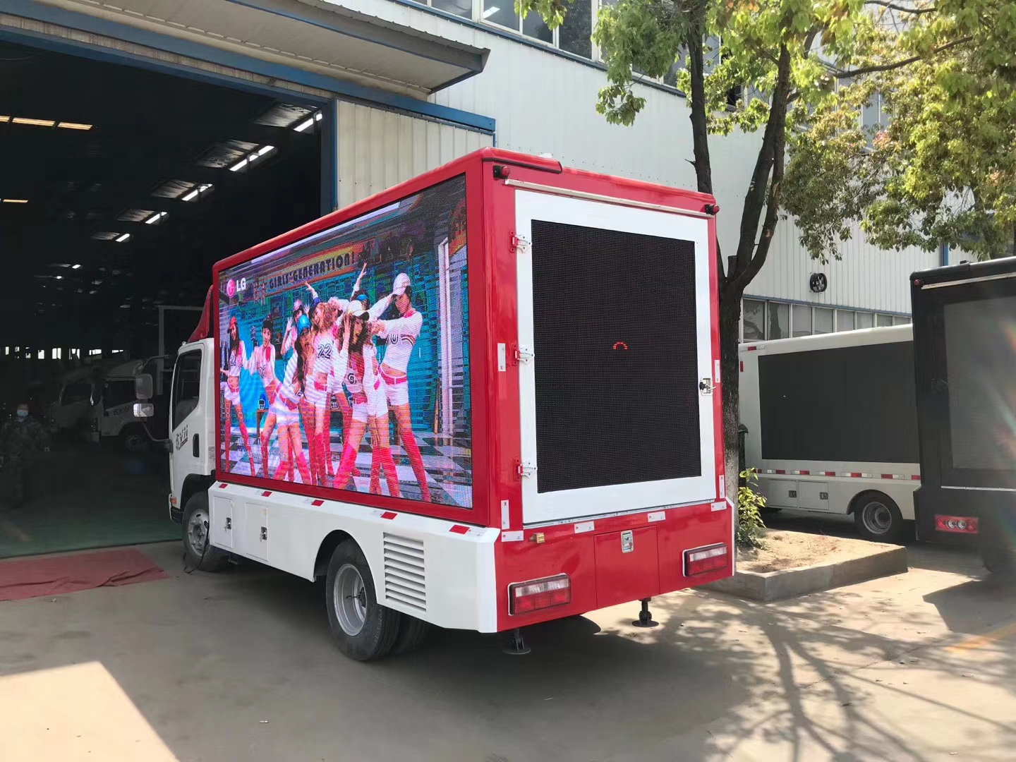 蓝牌led广告宣传车报价,led流动广告宣传车价格