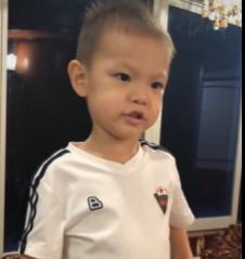 谢杏芳教儿子唱粤语,谢杏芳38岁