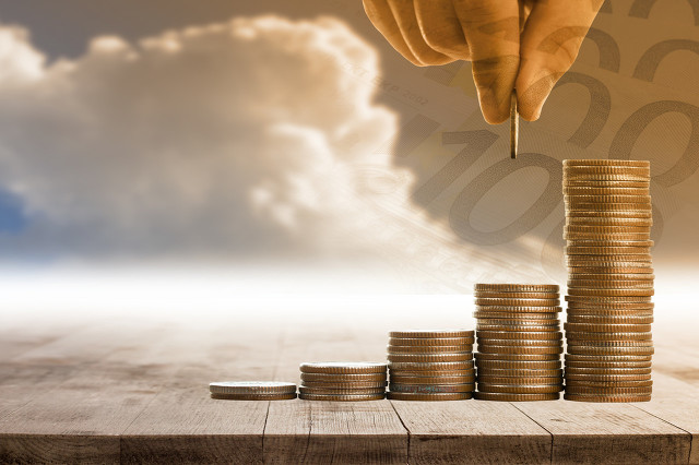 大学生做什么兼职一个月能赚7000,大学生兼职打工一天能赚多少钱