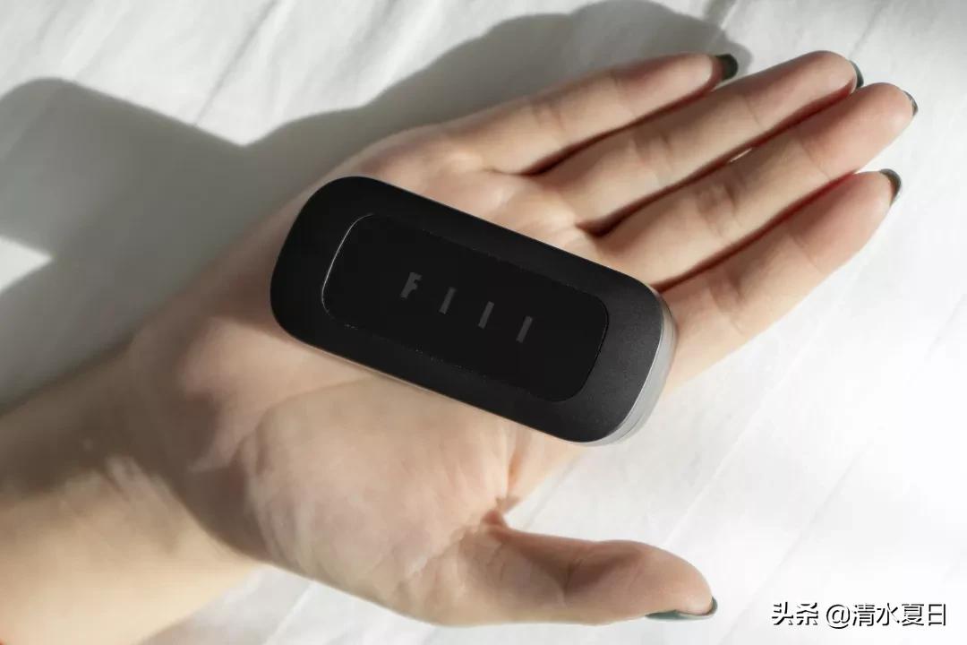 汪峰老师代言的耳机怎么样,汪峰耳机到底好不好