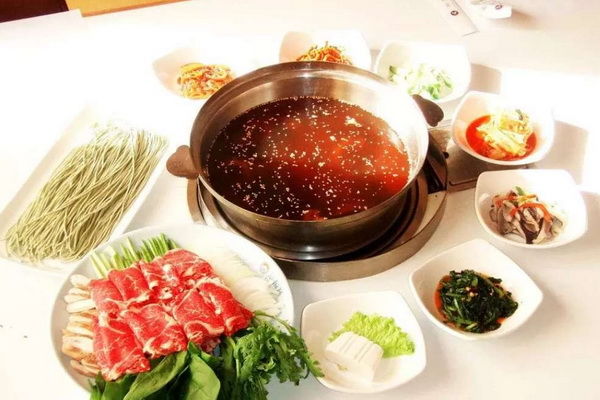 火锅自己在家做法好吃,在家简单弄火锅怎么弄