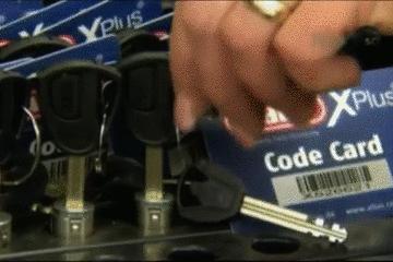 锁有没有可能自己锁上,锁打开了怎么锁上